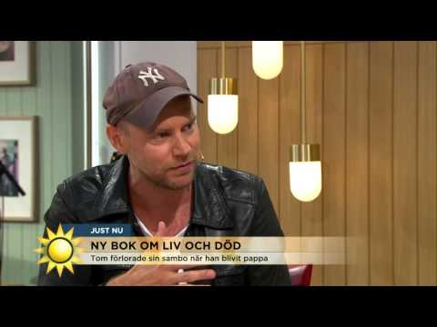 Tom förlorade sambo och far: "Gick inte att bli mer sorgsen än vad jag var" - Nyhetsmorgon (TV4)