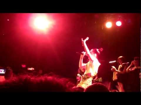 price tag live pt.2 @ THE ROXY 4-9-12 - Jessie J