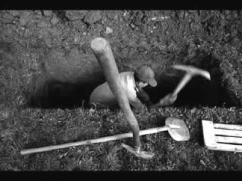 Dr. Shefqet Krasniqi - Nata e Par Ne Varr