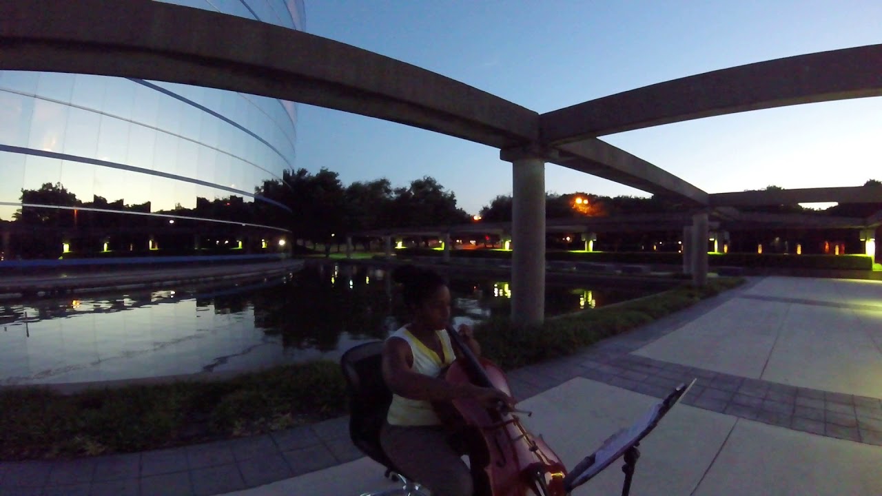 Promotional video thumbnail 1 for Classical Cellist