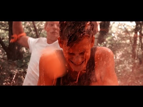 Nooit Alleen Music Video by Har Megiddo