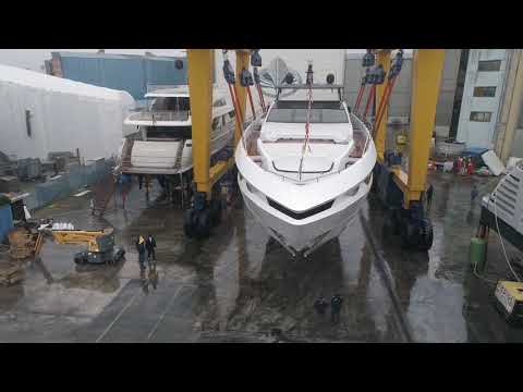 Video Yachts Mangusta Yachts