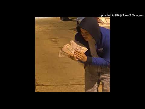 YFEGUERO - Different (Prod. Laudiano x HunnidP x Fads)