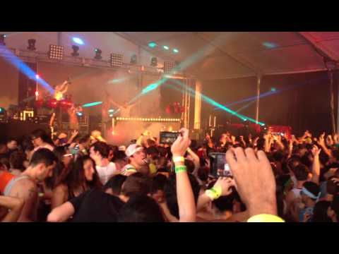 Alesso & Arty @ Governors Island - Otto Knows - Kick Out the Epic Motherf--ker - Dada Life