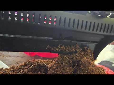 Pet Supermarket - Zoo Med 25 gal reptihabitat