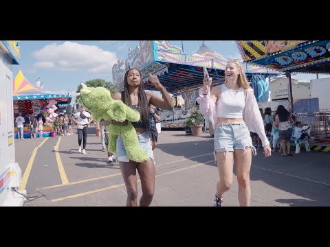 All-Access: Diamond Miller and Dorka Juhász At Minnesota State Fair | Games, Rides, and Food Tasting