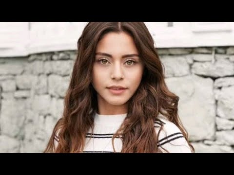 SILA DOBILA SKUP PRSTEN - Pogledajte dijamantski prsten Sile Turkoglu koji je dobila od Halila