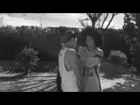 Tomi: El Niño Perdido | Official Trailer 2016 HD |