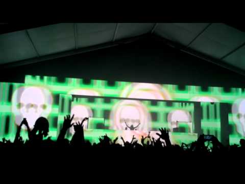 Steve Aoki opening with "Singularity ft Angger Dimas" @ Electric Zoo 2012 (Part 1)