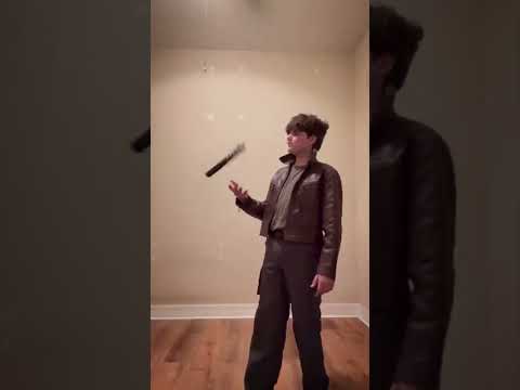 Star Wars transition. #starwars #edit #lightsaber #lightsaberspinning #transformation #transition