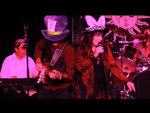 Promotional video thumbnail 3 for Laurie Beebe Lewis, Electric Underground