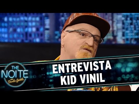 The Noite (20/04/15) - Entrevista Kid Vinil