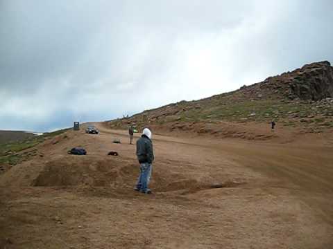 Pikes Peak International Hill Climb 2009 Close Encounter with a Race car