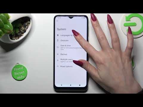 How to Enter Text Correction Options on MOTOROLA Moto E13