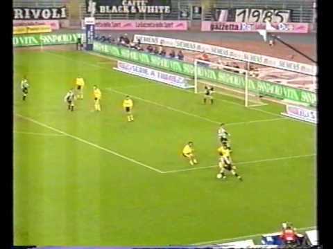 Juventus-Modena 3-0 serie A 02-03 (25^) (sport2sera)