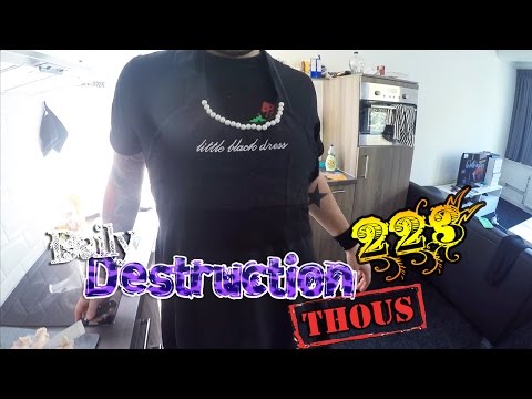 Daily Destruction Thous 223 - Cocina Sensual y la Policía del Jäger!