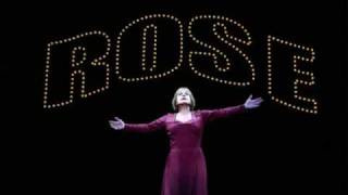 Patti Lupone stops &#39;Gypsy&#39; mid-show to yell at a photographer