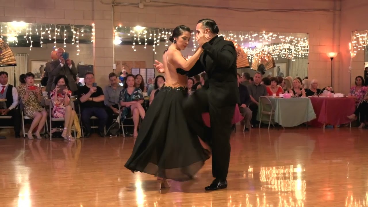 Yesica Esquivel and Ariel Leguizamon at Milonga Sonata 2026 2/4