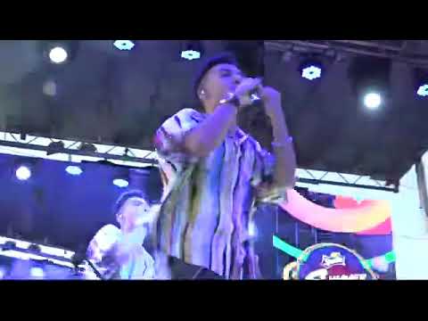 Jorge Blanco, Saak performing Una Noche in Monterrey