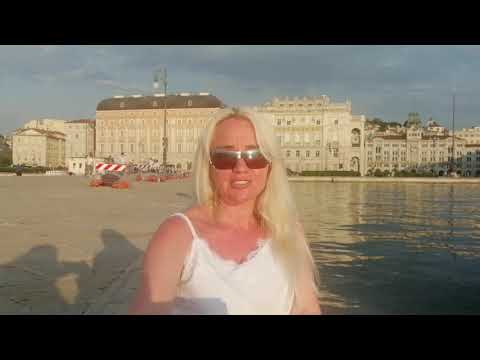 Trieste Part 1, Gezmelerdeyiz