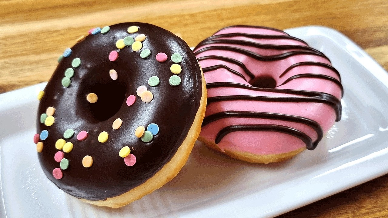 Easy Donuts Recipe for Beginners by CakeAcake — recipe photo
