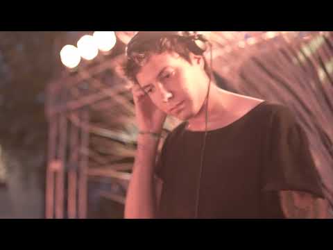 Bravo Café - Corona Sunset - Tomas Saenz