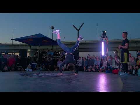 POWERMOVE BATTLE 1x1 ↔ Deny Rock vs Fly ↔ 1'4 ↔ COMBONATION x3 #combonationX3 #bmvideo