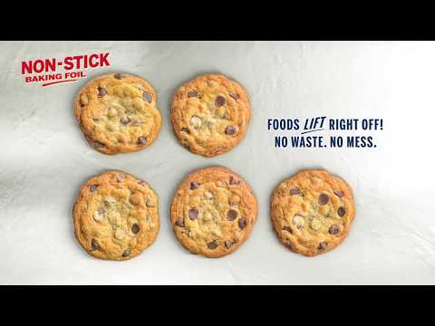 ALCAN® Non-Stick Baking Foil | Rich, Indulgent Chocolate Chip Cookies!