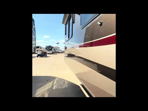 D703CL - 40' 2006 Travel Supreme 40DS04 400hp Cummins w/4 Slides