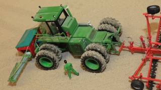 preview picture of video '1/32 Farm Toys Models Exhibition in France'