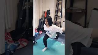 ある日の美女トレーニング?