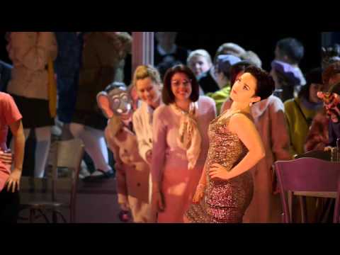 Musetta's Waltz from La bohème performed by Rhian Lois | ENO