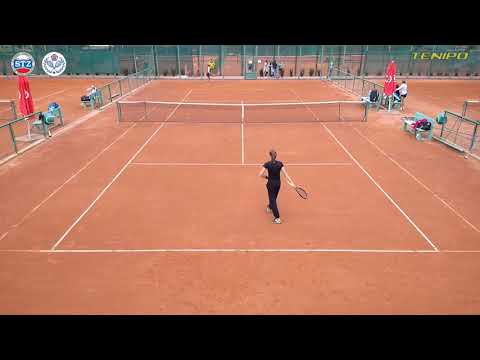 Klara Maria Svorcova - Viktoria Lackova (R1)