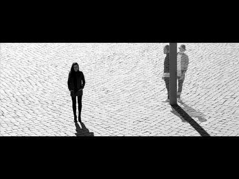 Mo Brandis - Smoke & Mirrors (Official Video)