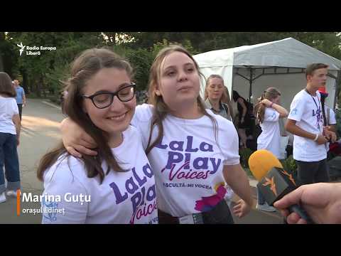 La La Play Voices, un cor cu 130 de voci