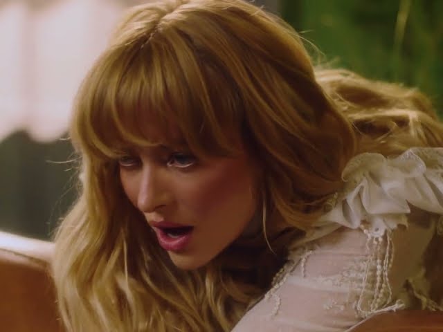 Neu: Analog von Delia ((ansehen)) - POP ALTERNATIV