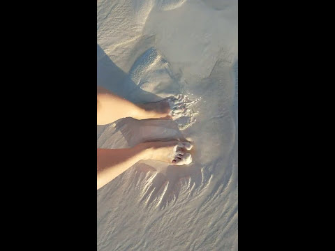 Sandy Long Toes