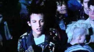 D.I. ~ RICHARD HUNG HIMSELF