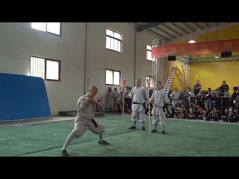 Shaolin  : Hard Qi gong spear to throat