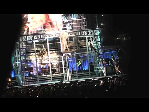 Tina Turner - We Don't Need Another Hero - 02/04/2009