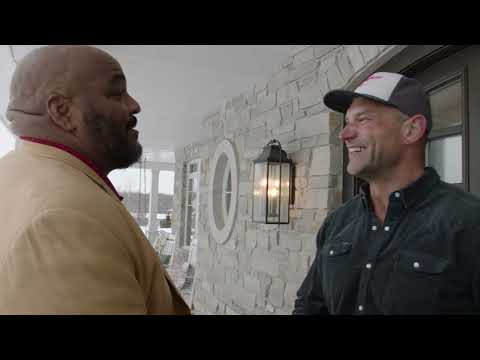 Knock on the Door: Pro Football Hall of Fame Class of 2023 member Joe Thomas learns of his election