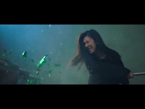 Vigilante Apprehends Female Suspect in Abandoned Warehouse (Short Clip from Hong Kong TV Series)