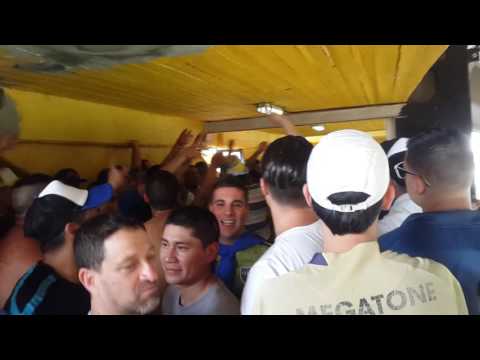 "Entrada de la 12 Boca vs Sarmiento 16/10/16" Barra: La 12 • Club: Boca Juniors