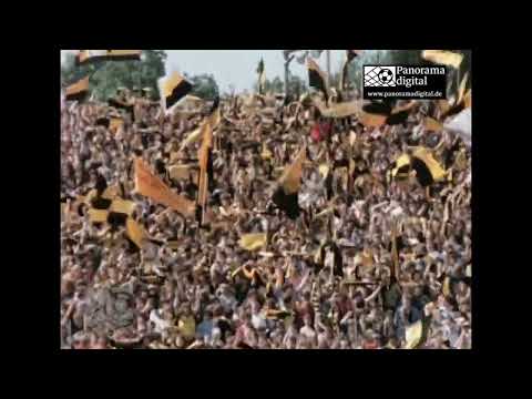 Der beste Platz ist im Fahnenblock - Reportage über Fans der SG Dynamo Dresden in der Saison 1977/78