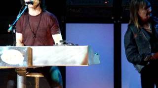 (05) Come Sail Away - Styx - Tulsa.MPG