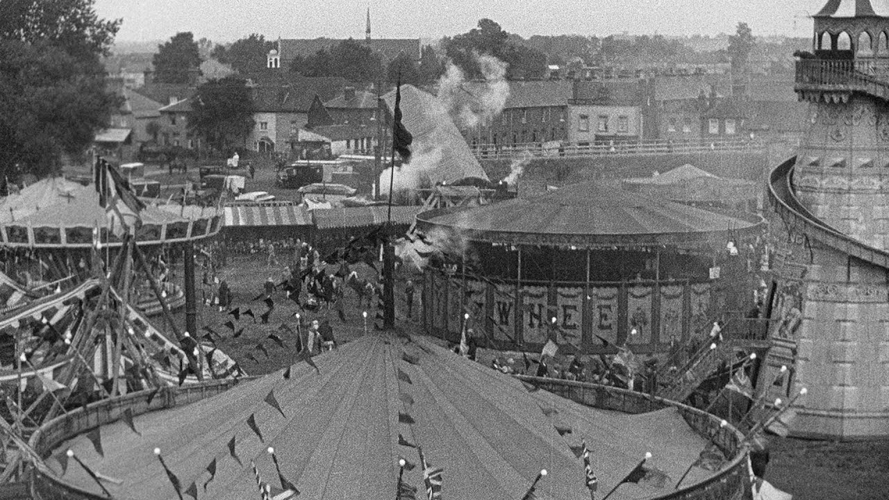 Frolics On The Green, Mitcham Fair (1927) | Britain on Film