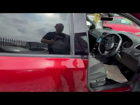 2016 VOLKSWAGEN POLO 1.2TSI 5DR AUTO FULLY LOADED - Image 2