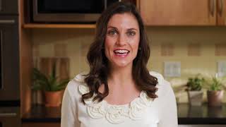 Hy-Vee Healthy You: Breakfast Banana Splits