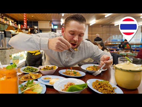 THE BEST SOUTHERN THAI FOOD YOU'LL EAT IN LONDON 🇹🇭🇬🇧 Plaza Khao Gaeng