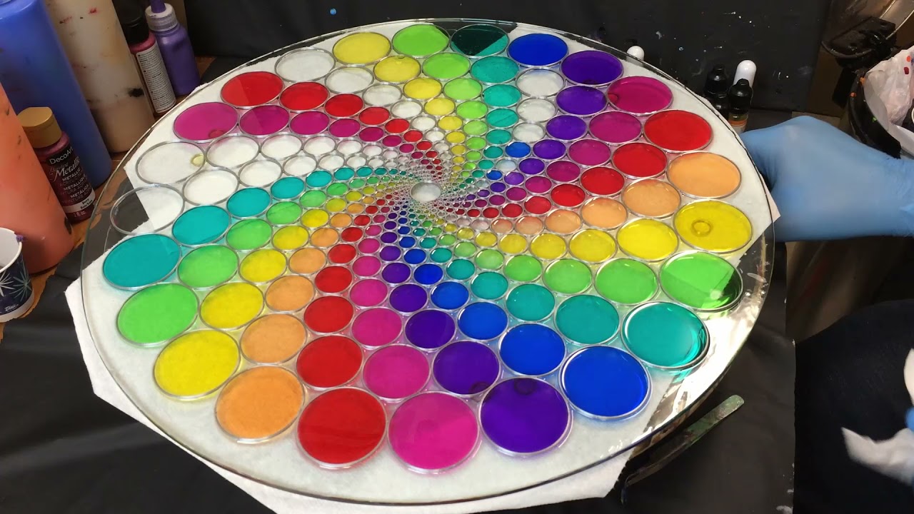 Resin Art - Rainbow table